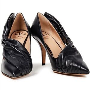 Valentino Garavani Black Bow-Embellished Leather Pumps 36